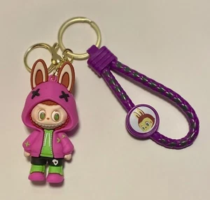 LABUBU MONSTER ~ POP MART SCHLÜSSELANHÄNGER ~ FÜR TASCHEN, SCHLÜSSEL, RUCKSÄCKE ODER REISSVERSCHLUSS - Bild 1 von 2