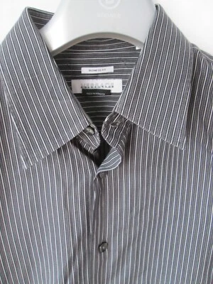 Camisa social listrada VERSACE Collection Business Fit cinza/preto/branco tamanho 17-43 - Imagem 1 de 4