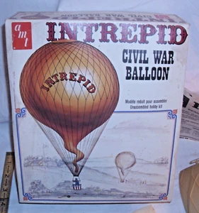 AMT INTREPID INTREPID PALLONCINO GUERRA CIVILE KIT MODELLO T571 SCATOLA ORIGINALE - Foto 1 di 5