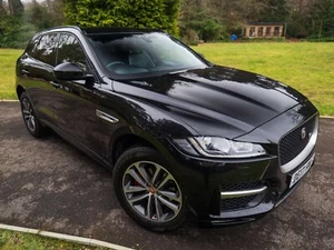 2017 Jaguar F-Pace 2.0 F-PACE R-Sport AWD D Auto 4WD 5dr SUV Diesel Automatic - Picture 1 of 24