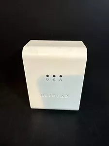 NETGEAR XET1001 Powerline Wall-Plugged Ethernet Adapter 85Mbps. - Picture 1 of 2