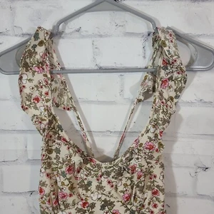 Forever 21 Ivory Floral Print Ruffle Strap Romper Empire Waist Size Small NEW - Picture 1 of 6