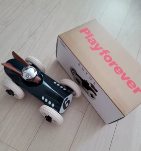 PLAYFOREVER MINI Rufus Weller PL-R802 Car Art Toy - Picture 1 of 5