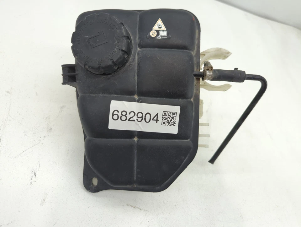 2002 Mercedes-benz C230 Windshield Washer Fluid Reservoir Bottle Oem UHGWA - Image 1 of 4