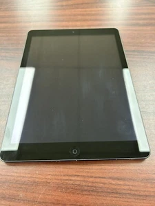 Apple iPad Air (1st Gen) A1474 16GB Wi-Fi 9.7in Silver $25 Price Drop - Picture 1 of 3