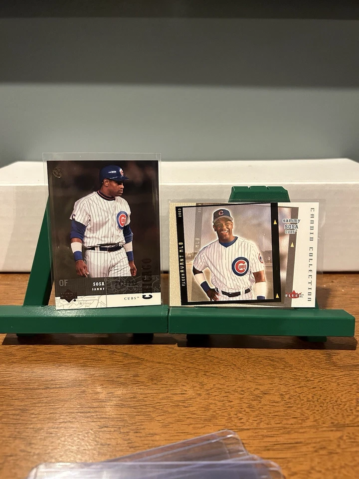 Sammy Sosa: 2003 UD Superstars /250 #UD18, 2003 Fleer /500 #11 Of 15 CC - Image 1 of 2