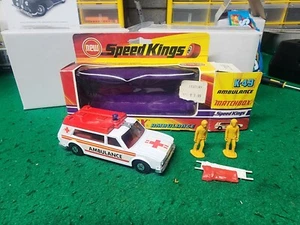 Ambulance with 2 figures Matchbox Speed Kings K-49 England MB - Picture 1 of 12