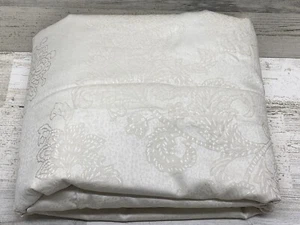 Sferra Fiorito 5810 Long Staple Cotton Sateen Queen Duvet Cover Ivory