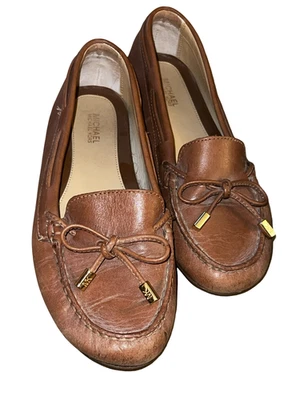 Mocasines sin cordones Michael Kors de cuero marrón para mujer talla 6,5 M Foto 1 de 4