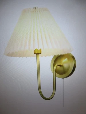 Globe Delphine 11 in. 1-Light Matte Brass Plug-In or Hardwire Wall Sconce - Image 1 of 4