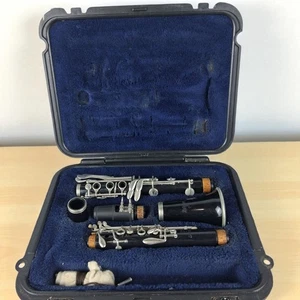 Clarinete Selmer 1400 instrumento con estuche rígido hecho en EE. UU. Banda a juego - Imagen 1 de 13
