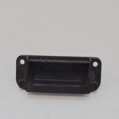 Pulsante interruttore aperto portellone posteriore MB Classe C C204 A2047500293 - Immagine 1 di 4