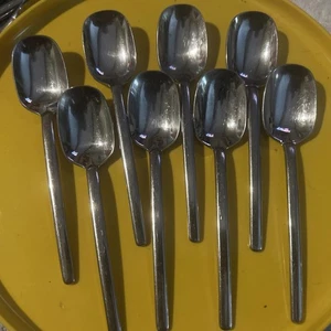 "8 cucharas de sopa ovaladas de acero inoxidable Mikasa Zena 7 3/4""" - Imagen 1 de 5