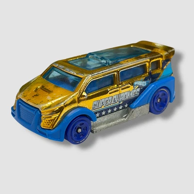 Hot Wheels Speedbox Gold 1:64 022/250 Super Chromes 3/5 2019 - Image 1 of 4