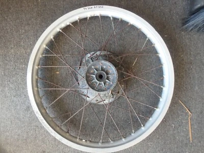 Llanta delantera Yamaha DT 250 1977 Foto 1 de 4