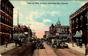 ARKANSAS CITY KANSAS FIVE AVENUE STRASSENSZENE ALTE POSTKARTE - Bild 1 von 2