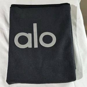 ALO Yoga No Slip Mat Towel 26x71 Gray Fitness Stretch Active - Picture 1 of 2