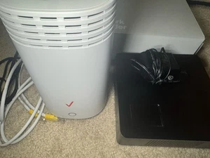 Verizon E3200 Wi-Fi Range Extender + Verizon LTE Extender + Netgear Switch - Zdjęcie 1 z 11