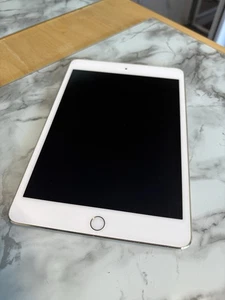iPad Mini 4 white gold MK6L2B/A Reset Excellent Condition - Picture 1 of 7