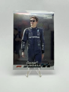2024 TOPPS PADDOCK PASS F1 CROMO #5 GEORGE RUSSELL MERCEDES - Imagen 1 de 2
