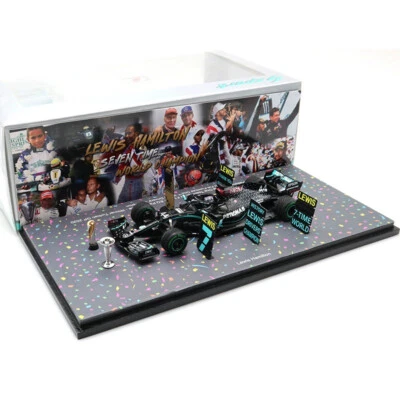 Spark 1:43 Mercedes F1 W11 Turkish GP 2020 Champion W/ Lewis Hamilton Figure - Bild 1 von 2
