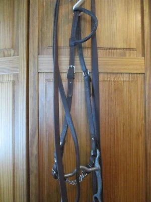 CIRCLE Y BROWN SLIDING 1 EAR WESTERN BRIDLE W/ALUMINUM CURB BIT & SPLIT REINS - Image 1 of 4