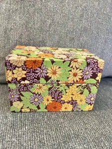 Vintage Rezeptbox Dose Groovy Flower Power Mod Multicolor Metall ohne Karten Kitsch - Bild 1 von 8