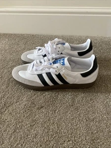 Adidas Samba B75806 Uk Größe 7 weiß mit braunen Streifen’s Wildleder Toe’s - Bild 1 von 9