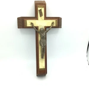 Vintage Wooden Last Rights Crucifix Sick Call Cross with Holy Water Bottle - Picture 1 of 9