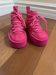 JW Anderson Ankle Boots - Pink Size 35 EU 4.5 US NEW Store Demo Pair $725 - Picture 1 of 6