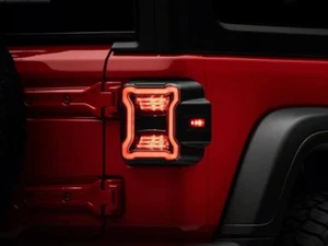 Raxiom J133942-JL - Se adapta a: 18-22 Jeep Wrangler JL luces traseras LED - Carcasa negra - Imagen 1 de 1