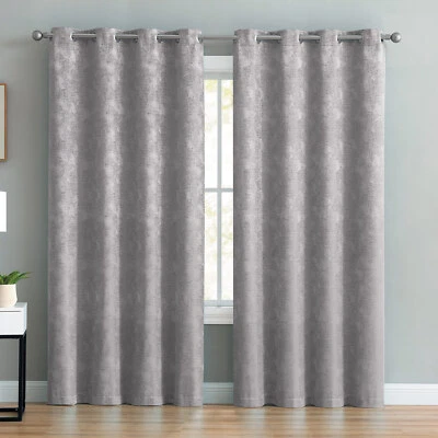 Panel de ventana Jacquard metálico Rosalie, 55x84 pulgadas Foto 1 de 4