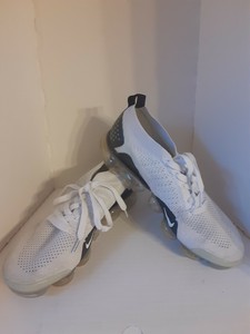 vapormax flyknit 2 white and black