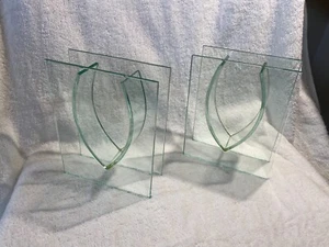 Lot of 2 Vintage 1980s Clear Beveled Edge Glass Vase Set - V shape - Picture 1 of 12