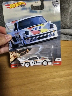 Hot Wheels Premium Thrill Climbers Porsche 934.5 2/5 Car Culture White - Image 1 of 3