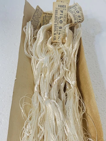 Antique Belding Bros FILO FLOSS Embroidery Floss - Shade 1201 ~ONE SINGLE SKEIN~ Cover