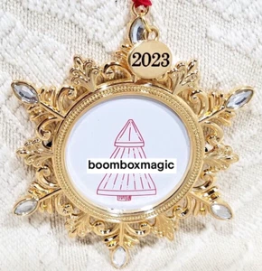 2023 MARCO DE FOTO ORNAMENTO ÁRBOL DE NAVIDAD COLGADOR COPO DE NIEVE DORADO 2" - Imagen 1 de 13
