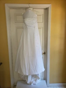 Mori Lee By Madeline Gardner Wedding Dress. Size 14  with Veil   - Picture 1 of 12