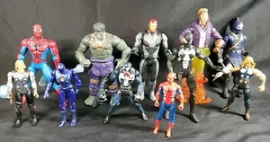 Lotto action figure Marvel supereroi cattivi Hulk Spider-Man Venom Legends ** - Foto 1 di 12