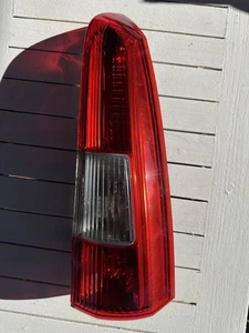 Volvo V70 XC70 2004, 2005, 2006, 2007, 2008 Tail Light Rt Upper - Picture 1 of 6