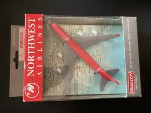 Northwest Airlines Boeing Dreamliner Airplane REALTOY New Livery Design #RT2364 - Picture 1 of 17
