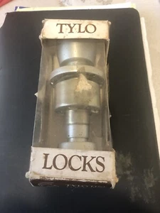 Vintage Tylo Line Locks Polished Brass Entry Lock #T4DLKSP - Picture 1 of 5