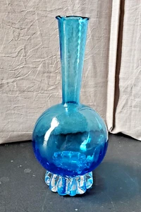 Aseda Swedish Art Glass Bud Vase Blue Rib Optic Twist Ruffled Top Round 7.5" MCM - Picture 1 of 10