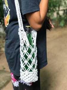 Handmade Eco-Friendly colorful Watter/Wine Bottle Easy macrame Holder/Carrier - Picture 1 of 19