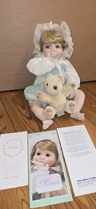 Porzelllanpuppe Mausi mit Teddybär Hamilton collection - Bild 1 von 6