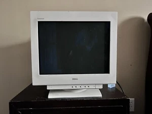 Dell Trinitron UltraScan P780 17" CRT Computer Monitor Retro Gaming - Picture 1 of 6