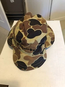 Vintage Columbia Trapper camo fleece lined hat S/M - Picture 1 of 5