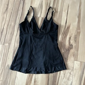 Camiseta sin mangas Victoria’s Secret Push Up Shaping negra pequeña ropa moldeadora ‘Your Busted’ - Imagen 1 de 5