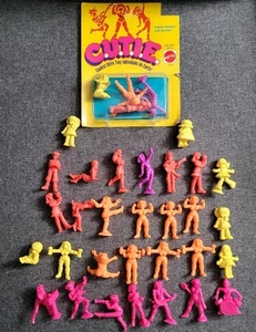 (34) C.U.T.I.E.S. Figures LOT | Vintage 1986 Mattel | CUTIES 1980's Toys - Picture 1 of 6