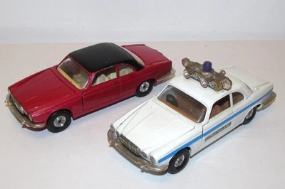 Lot 2 Corgi 1/36 Jaguar XJ12C Coupe Models Red & Black and Coastguard Patrol Car - Bild 1 von 4